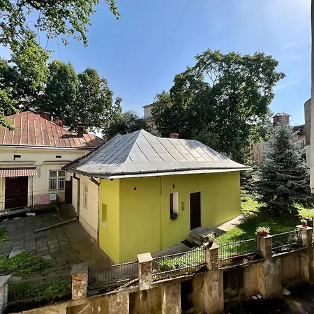 Tugan Apart Lviv Exterior photo